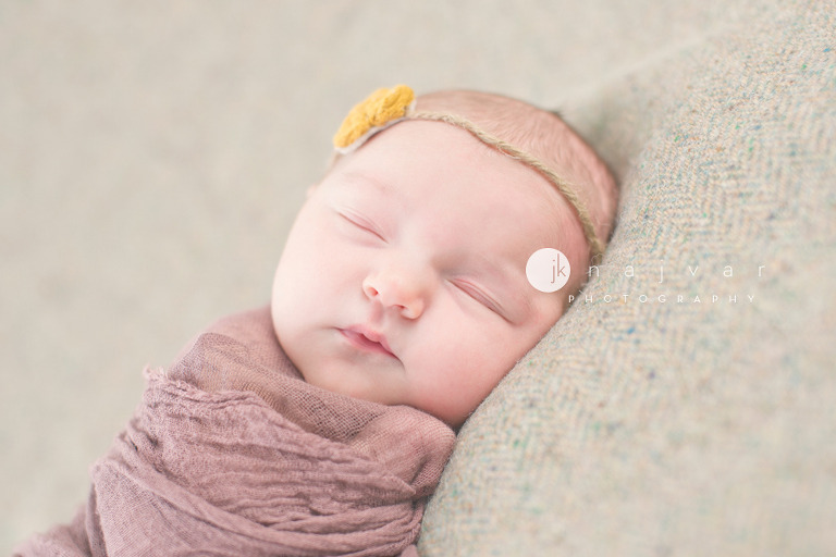 newborn-photography-by-jennifer-najvar-austin-texas_012-webWM_1000-2