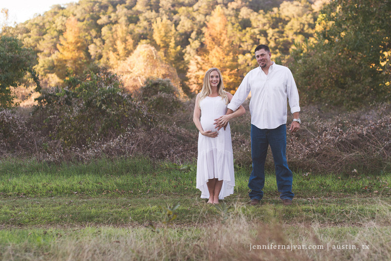 Maternity-Photography-by-Jennifer-Najvar-Austin-143-WebWM