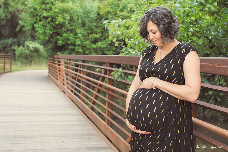 jennifer-najvar-austin-maternity-photography-147-webWM-1000