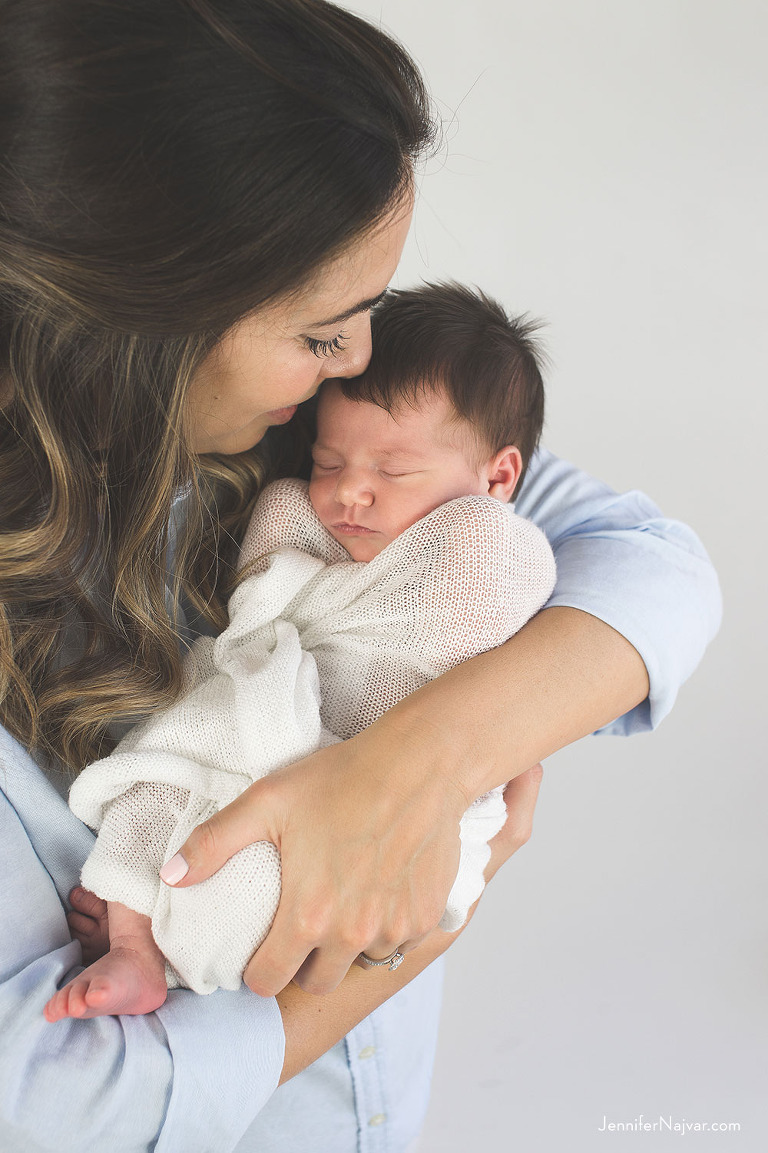 austin-newborn-photographer-jennifer-najvar-147-webWM-1000x1500