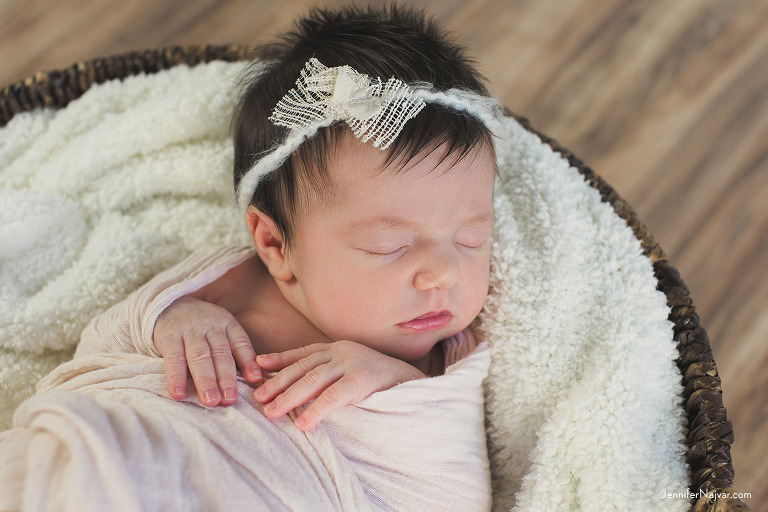 austin-newborn-photographer-jennifer-najvar-216-webWM-1200