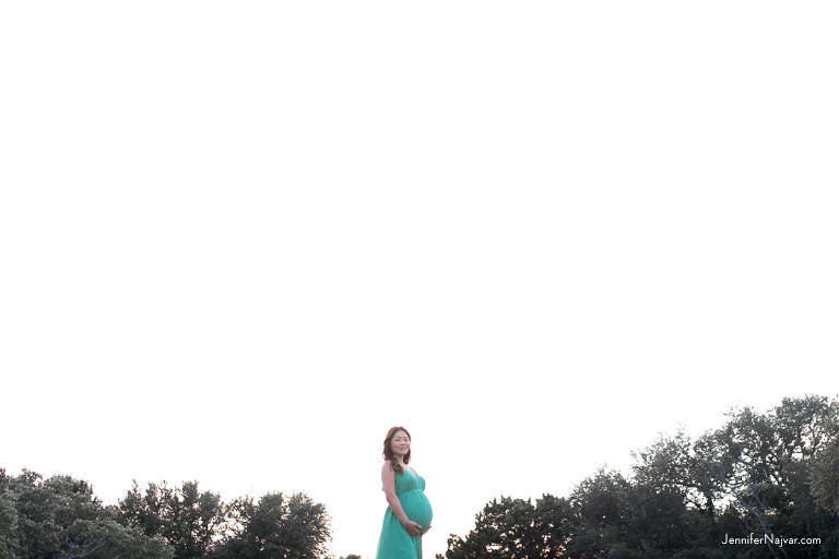 environmental maternity portrait