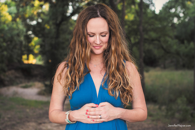 Cedar Park maternity photo