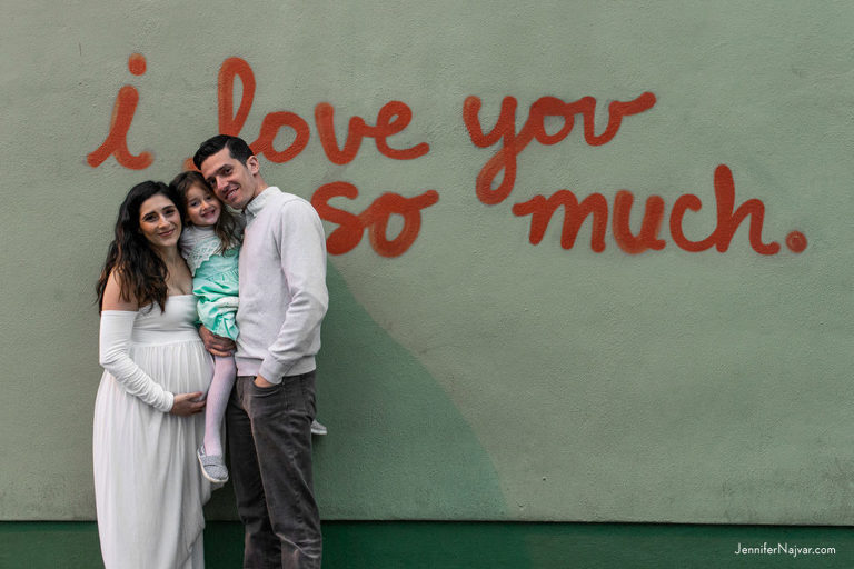 I love you so much wall Austin maternity photo